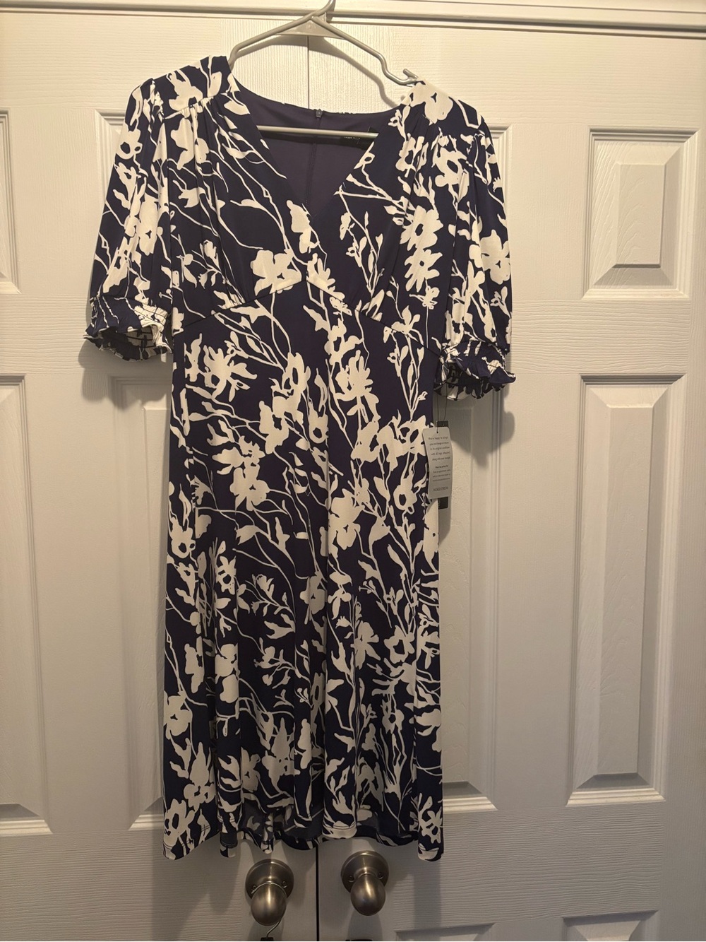 Maggy London Navy and White Floral Wrap-Style Women’s Dress - Size 4